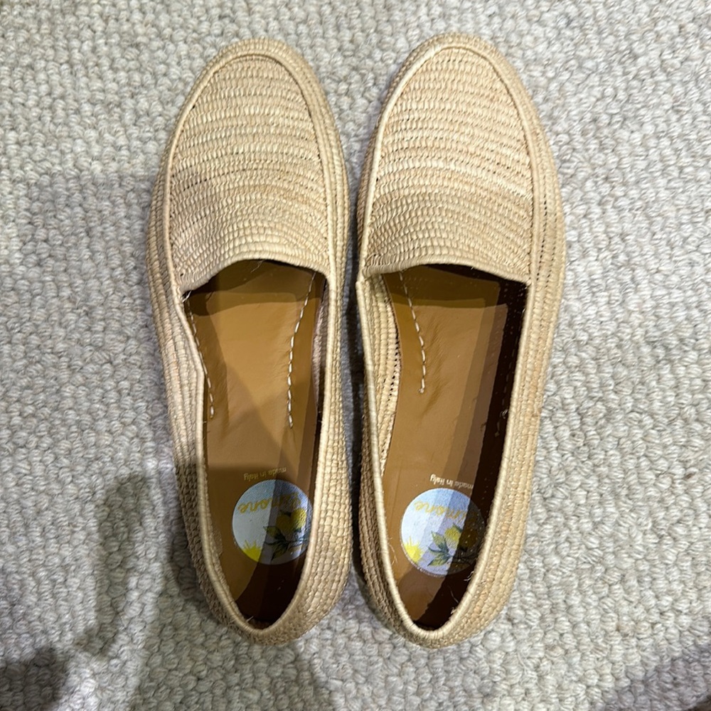 The best shoe for any outfit ! Limone shoes size 7 1/2!